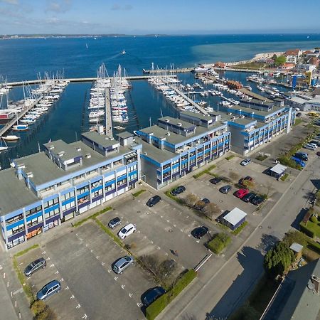 Boern Brn Ankerplatz Apartman Laboe Kültér fotó