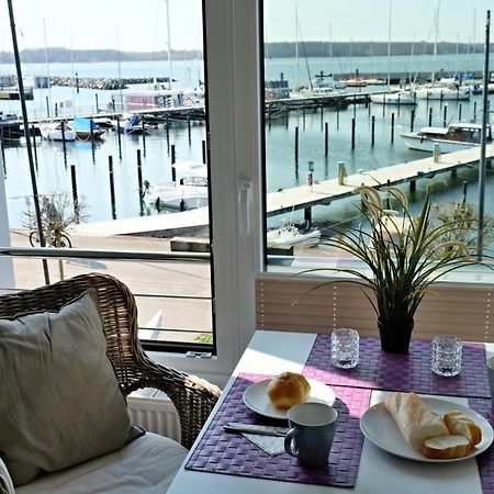 Boern Brn Ankerplatz Apartman Laboe Kültér fotó