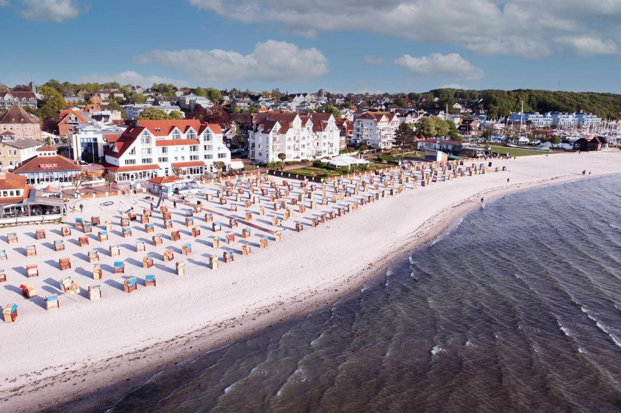 Boern Brn Ankerplatz Apartman Laboe Kültér fotó